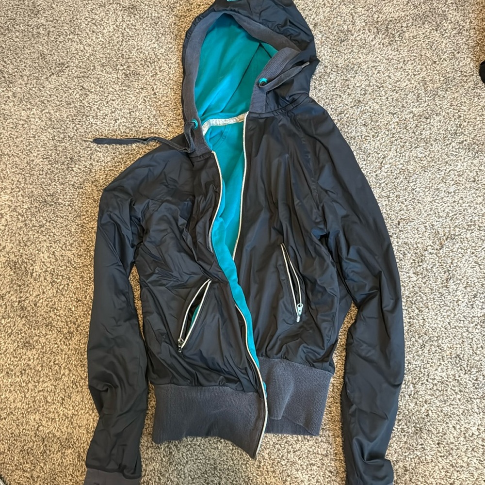 Size 6 lululemon zip